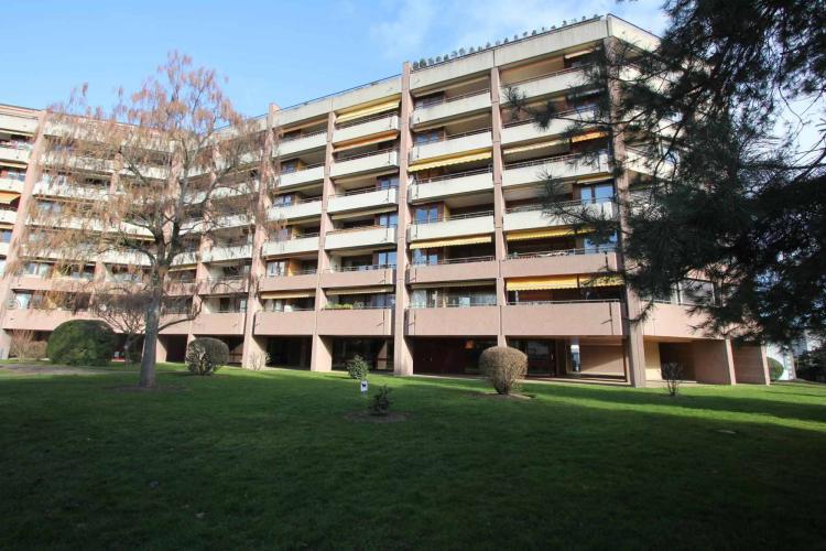 Superbe Appartement de 6 Pièces en Attique – Quartier des Nations