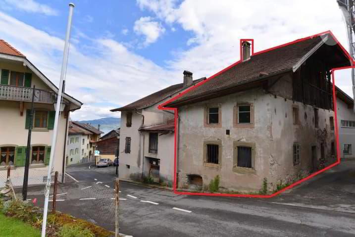 Villa jumelée à fort potentiel idéalement située