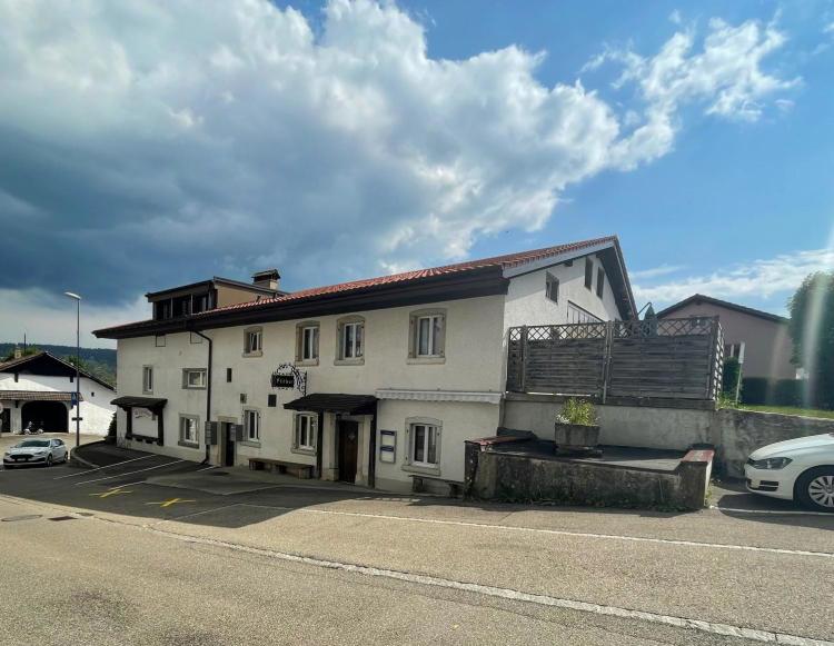 House for sale in Les Breuleux, Switzerland