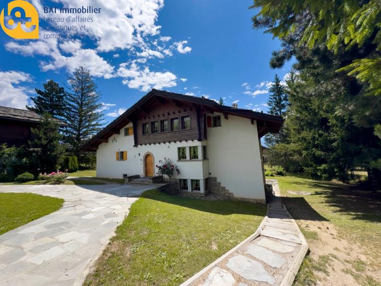 Winter 2026 Duplex in Chalet in residential area near Golf de Crans