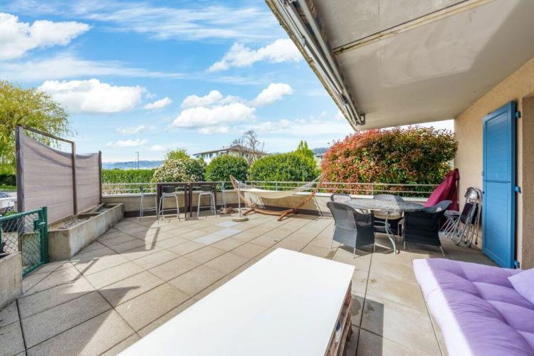 Apartment for sale in Perroy, Switzerland