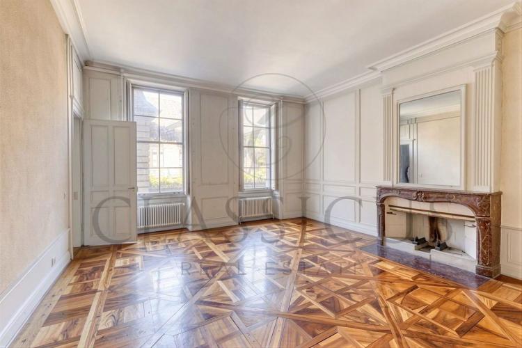Apartment for sale in Geneva, Switzerland