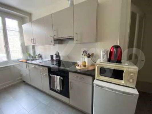 APPARTEMENT DE 3 PIECES REZ DE CHAUSSEE