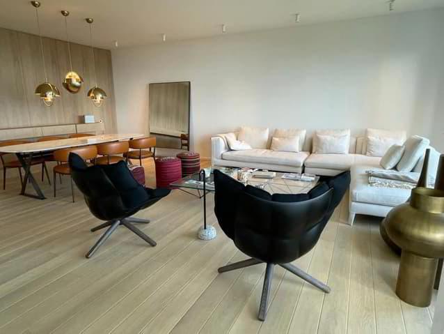 Premium 3-Bedroom, Balcony and Lake view - Parking Included
