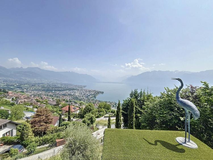 Villa d’exception de 6,5 pièces dans un cadre résidentiel privilégié !
