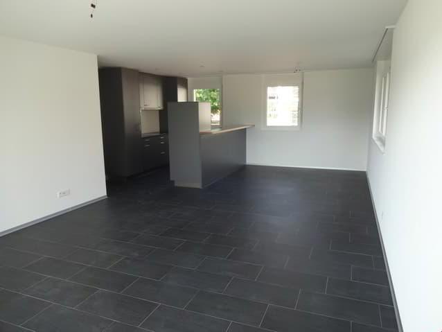 Moderne 3.5-Zimmerwohnung mit grossem Balkon