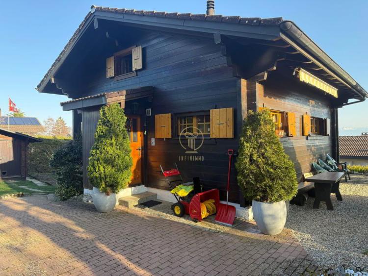 House for sale in Gimel, Switzerland