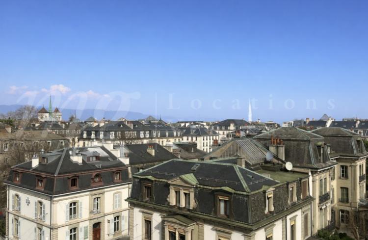 SUPERBE APPARTEMENT HAUSSMANNIEN DE 10 PIECES - 260 m2 - proche Eglise Russe