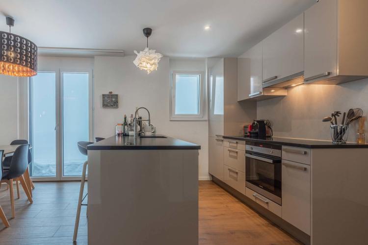 Lausanne : Splendide appartement meublé à 500 m de l’EHL ! Grand jardin !