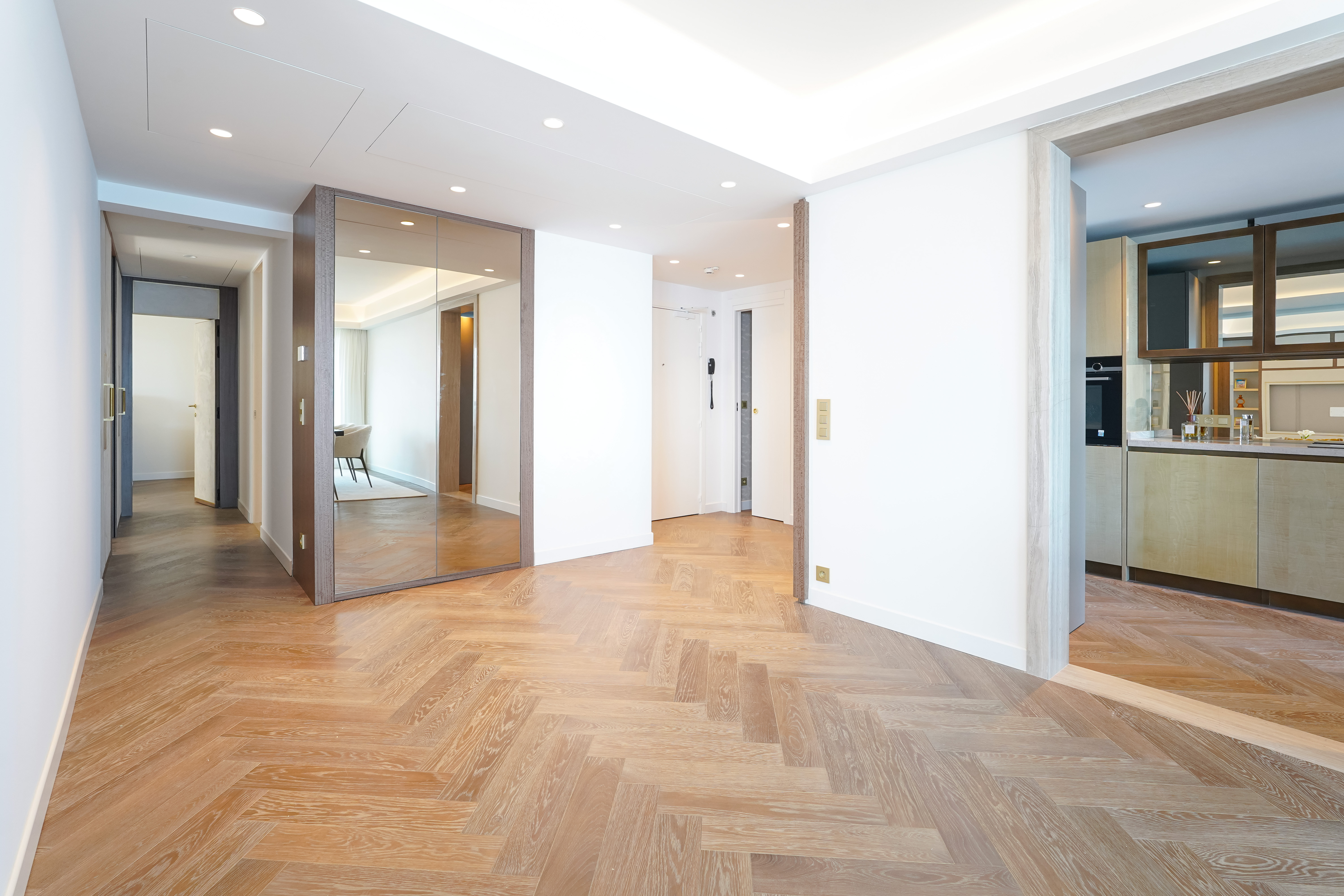 VgC6H_couloir-monte-carlo-sun-1751545783.jpg