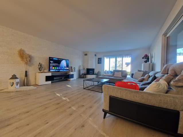 Magnifique appartement de 5,5 pièces avec jardin à Peseux