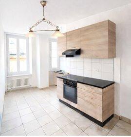 Spacieux et Charmant Appartement avec Balcon !