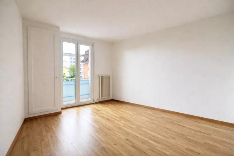 Charmant studio lumineux avec balcon – Lausanne