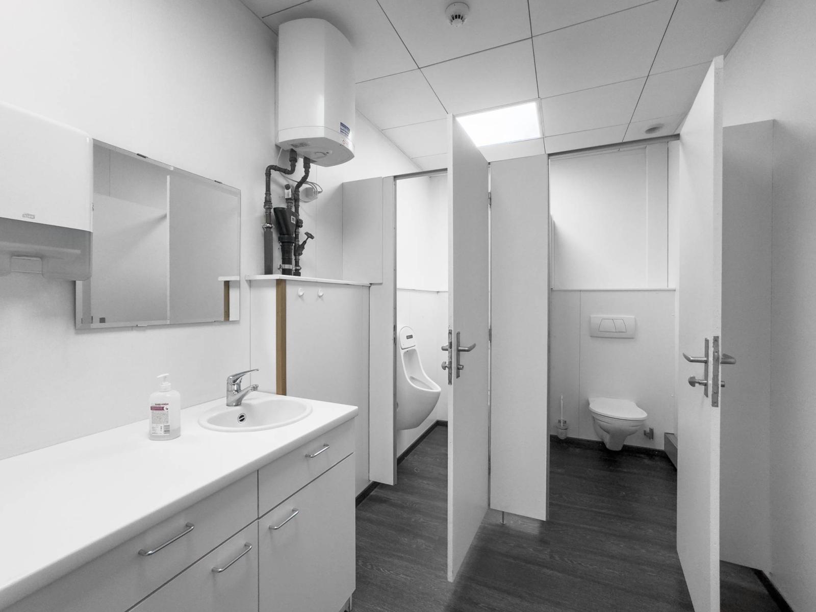 Surface de bureaux/ateliers de 337m2 à Satigny