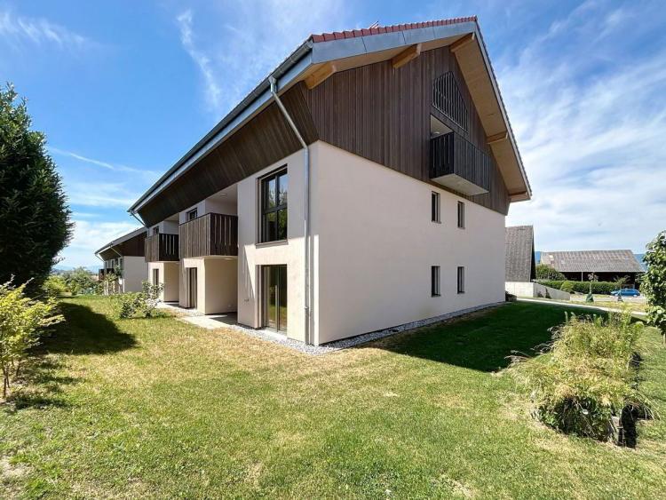 Appartement de 3,5 pces avec jardin privatif de 126m2