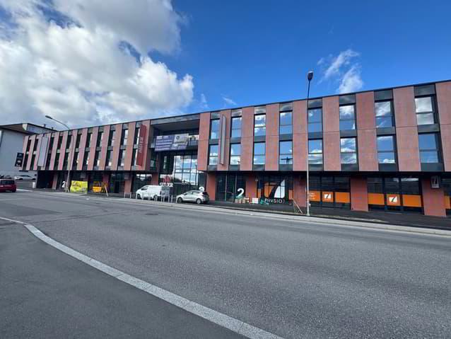 Appartement neuf de 2,5 pièces avec grand balcon situé en face de la...