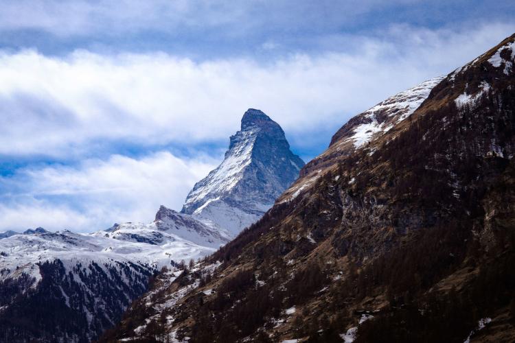 Verkauft - Schöne Dachzimmerwohnung mit Blick Matterhorn