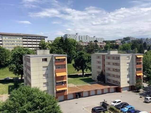 Appartement Spacieux avec Balcon - Confort, Vue et Emplacement Idéal !