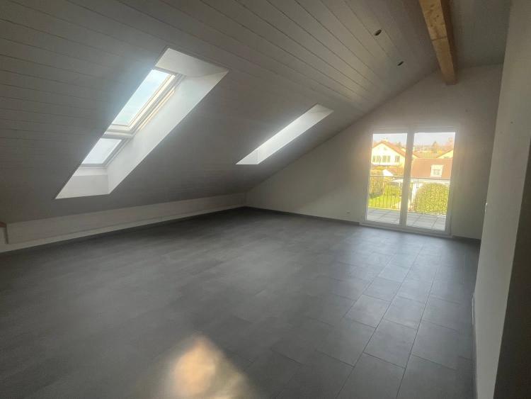 Founex, in moderner Bauweise: 3-Zimmer-Wohnung mit Jura-Blick zu vermieten