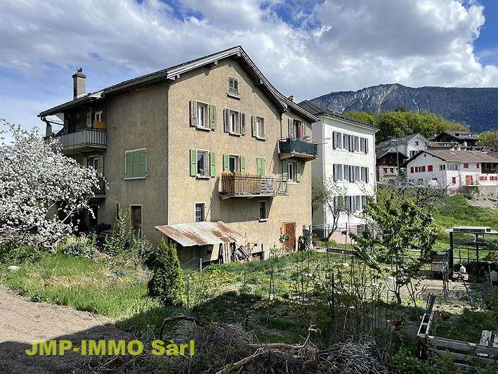 À SAISIR au Cœur du village de Miège