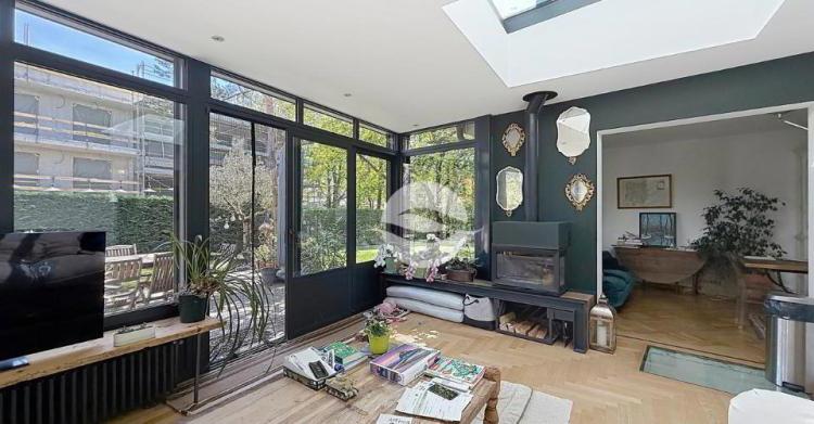 Maison contiguë 7 pièces