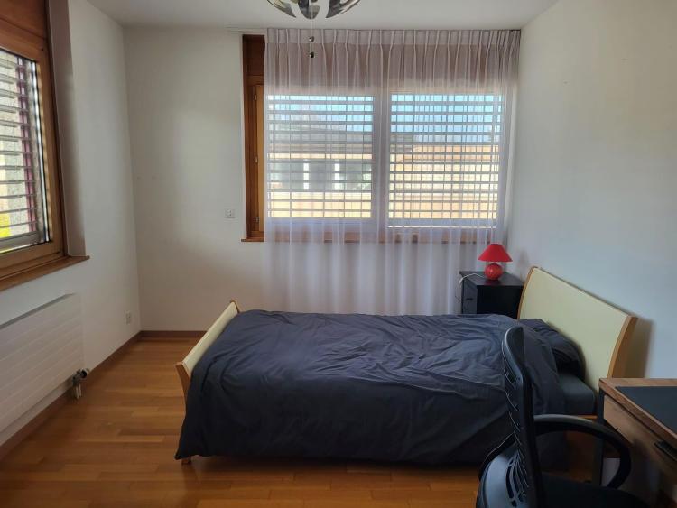 Chambre meublée N° 3