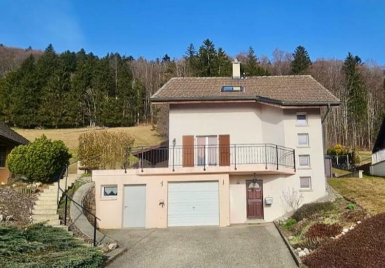 House for sale in Sainte-Croix, Switzerland