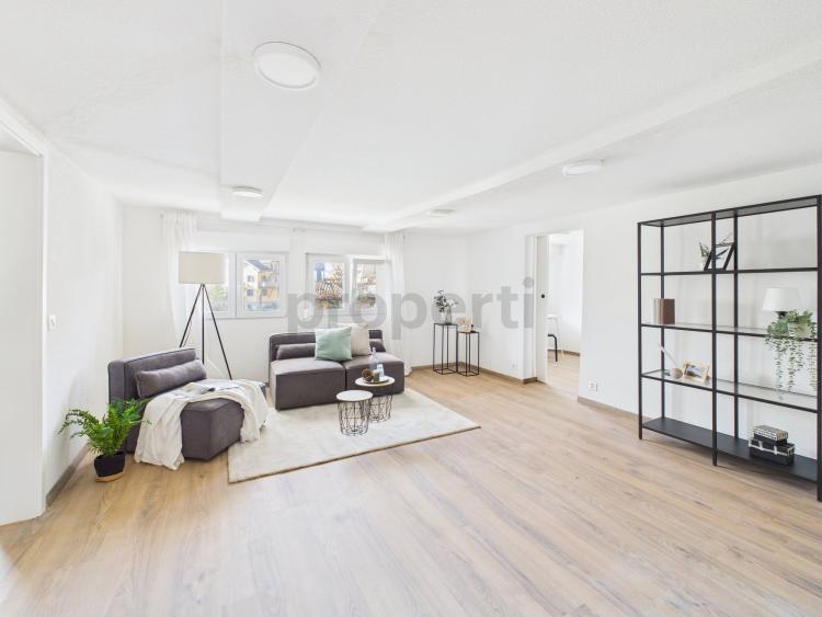 Charmante 4.5-Zimmer-Wohnung in historischem Gebäude in Steg VS
