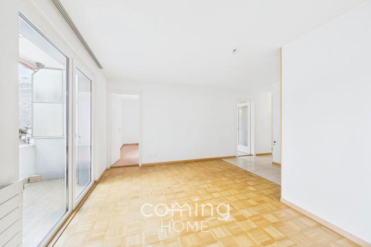 Helle 4.5-Zimmer-Wohnung in Visp - sonnige Hanglage mit Bergblick und Lift