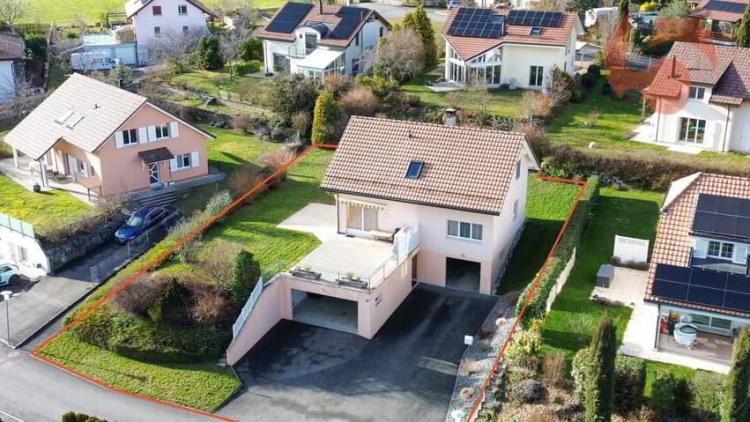 A 6 km de Montagny En Chamard, villa individuelle 6,5 pcs avec 3 pl....