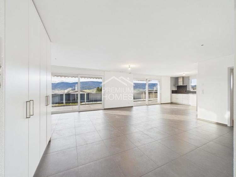 Apartment for sale in Delémont, CH