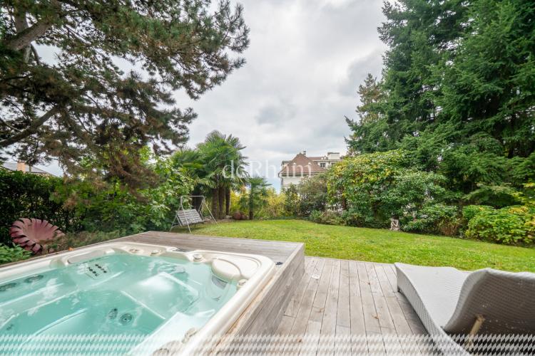 House for sale, Quartier résidentiel (Pully, Switzerland)
