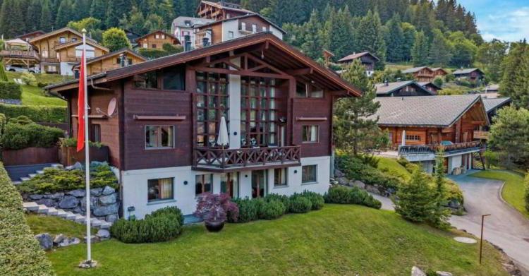 Chalet 7.5 pièces