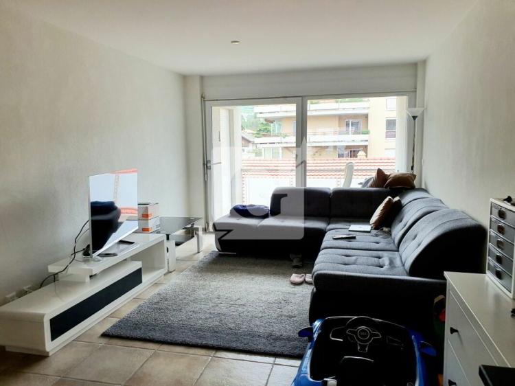 Appartement traversant de 3,5 pièces à Saxon