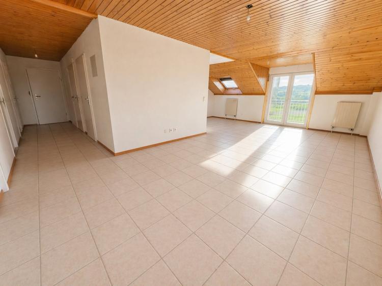 Très bel appartement de 4.5 pièces en attique à Fétigny