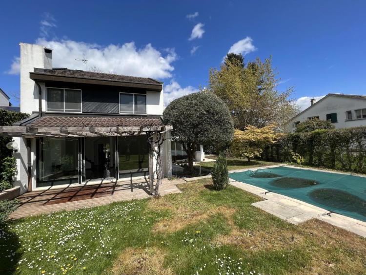 Maison avec piscine à Versoix