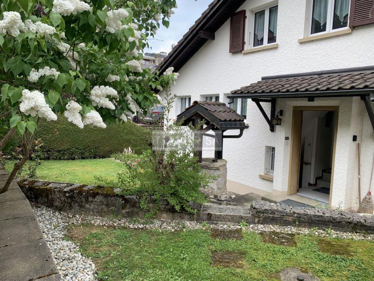 Centre du village - Maison individuelle avec bureau indépendant