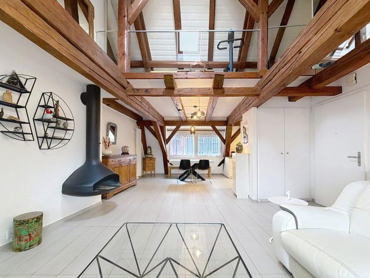 Apartment for sale in Peseux, Switzerland