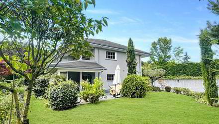 Belle villa familiale, quartier résidentiel au coeur de Mies