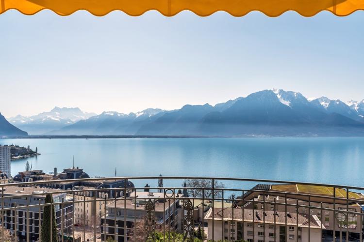 Apartment for sale, Vaud (Riviera-Pays-d'Enhaut District, Switzerland)