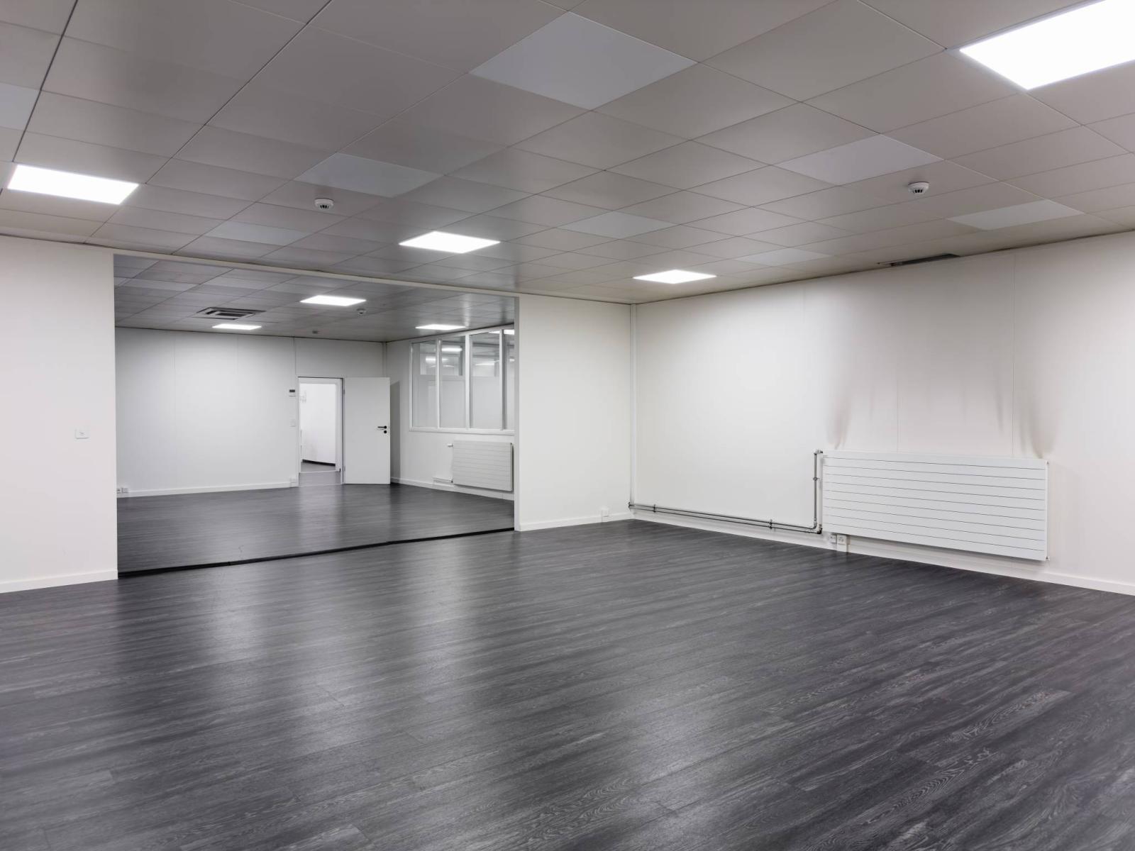 Surface de bureaux/ateliers de 337m2 à Satigny