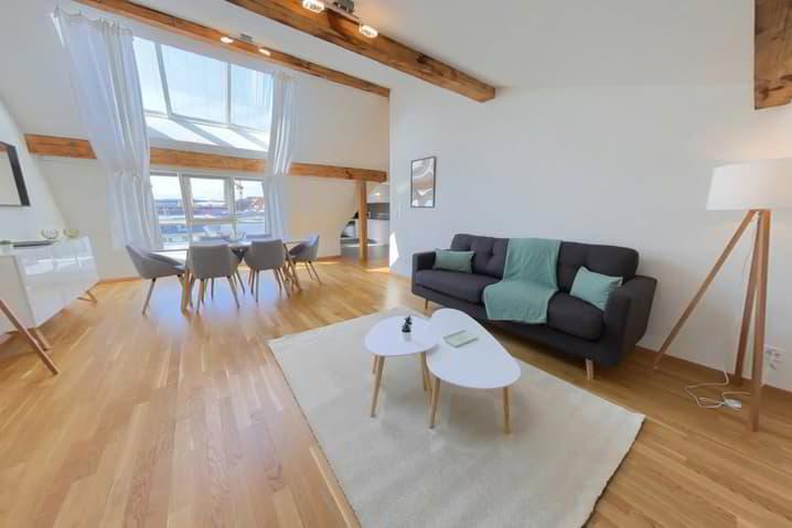 3-Bedroom Apartment with Stunning Views, High Ceilings & Parking
