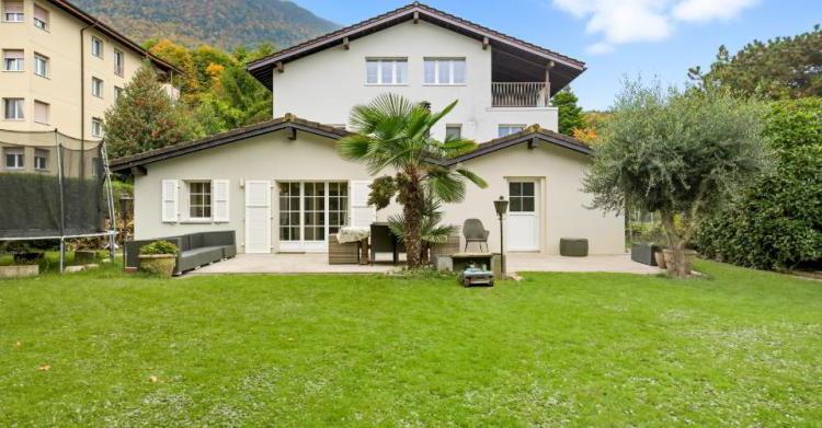 Villa 10.5 pièces