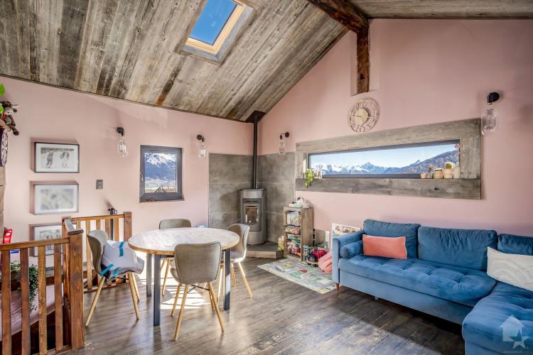 Chalet rénové de 4.5 pièces, 103 m2, vue et soleil