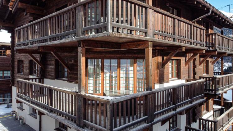 Séduisant appartement au centre du village