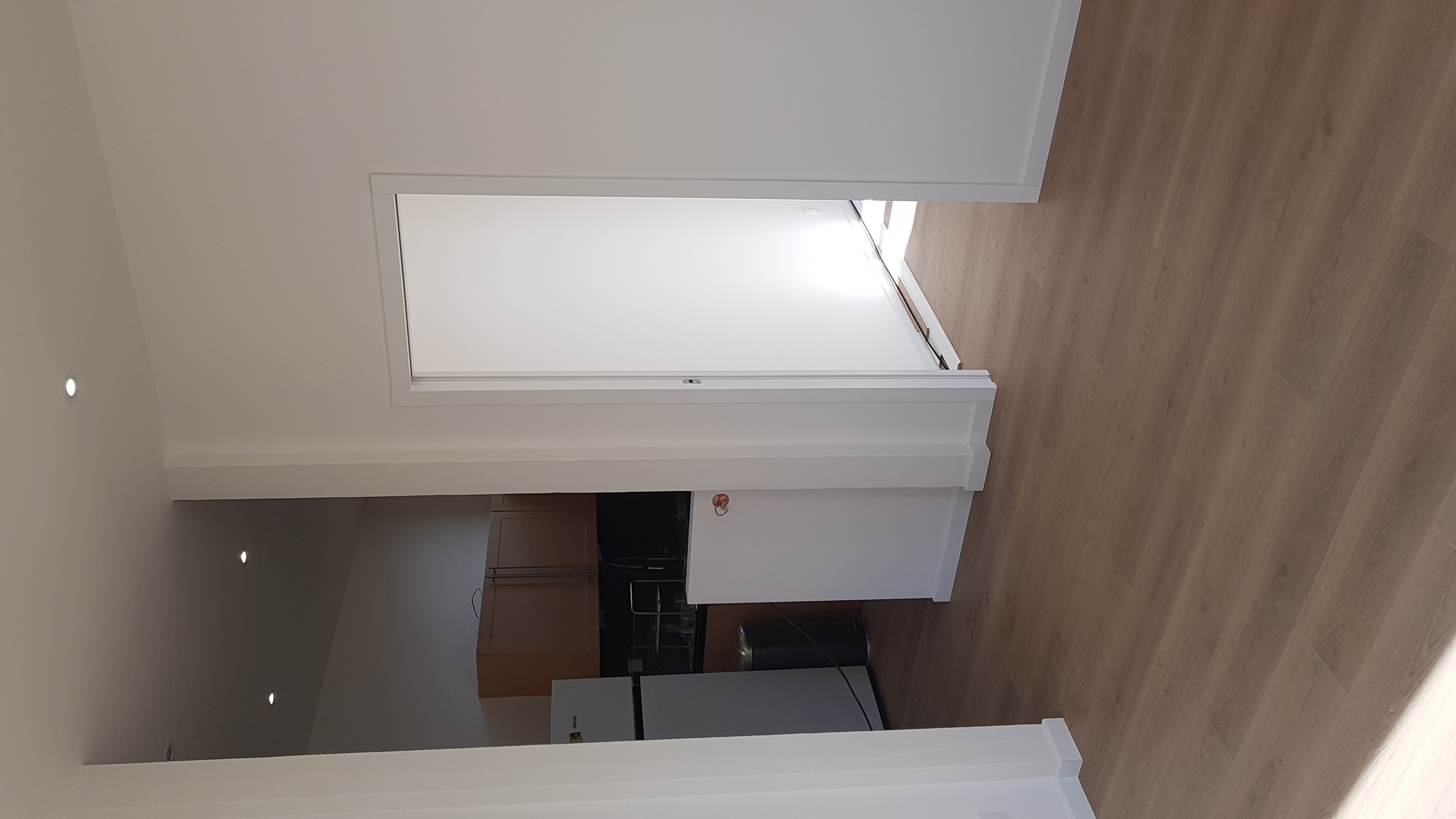 zeeRn_appartement-beausoleil_pasteur_2d_vue_cuisine_du_salon.jpg