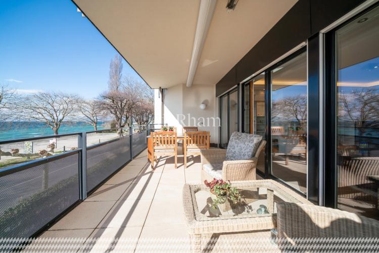 Apartment for sale, Au Bourg de Lutry, premier front de lac ! (Lutry, Switzerland)