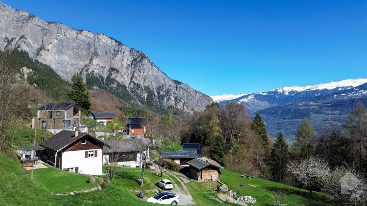 Superbe chalet de 4.5 pièces sur un terrain de 6'876 m2