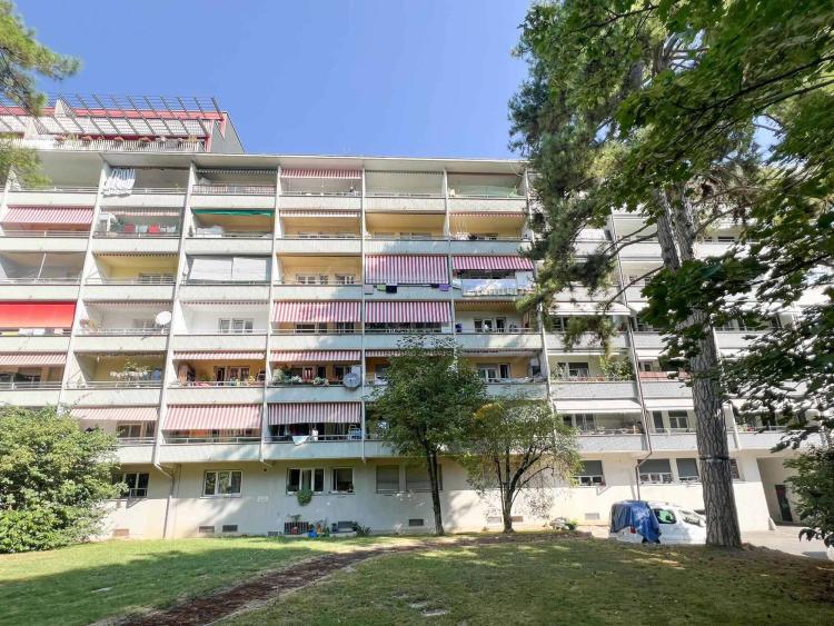 Studio de 1,5 pièces avec balcon aux Charmilles