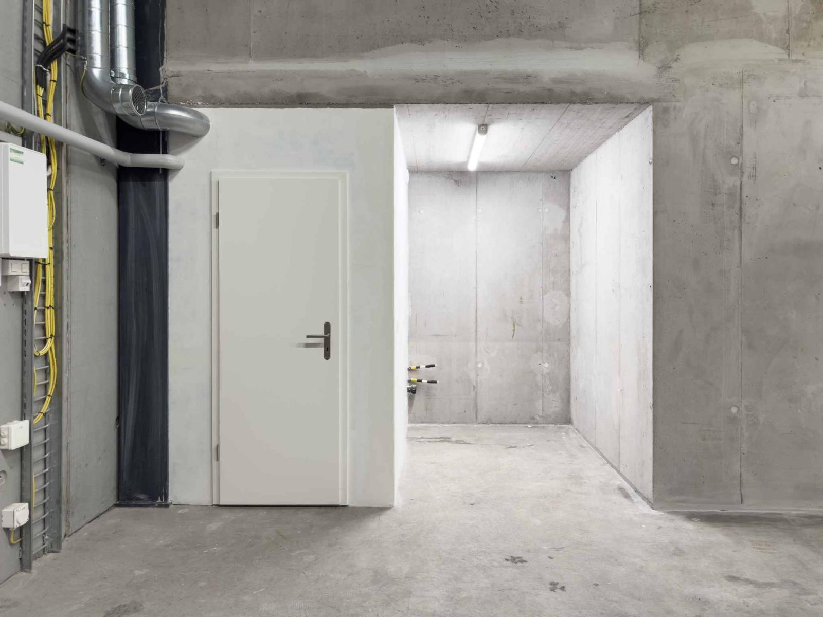 À Vendre : 3 Surfaces Industrielles modernes à Vernier